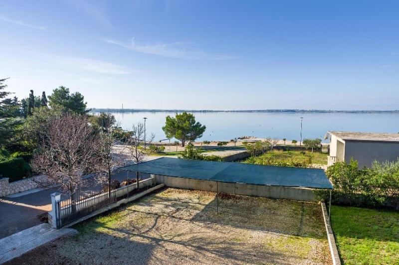 Apartment Nin - Vrsi At The Beach Buitenkant foto