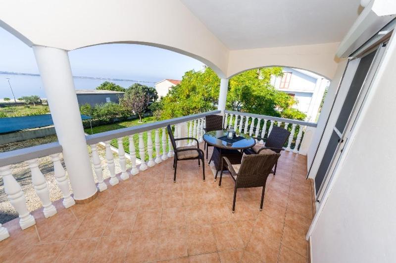 Apartment Nin - Vrsi At The Beach Buitenkant foto