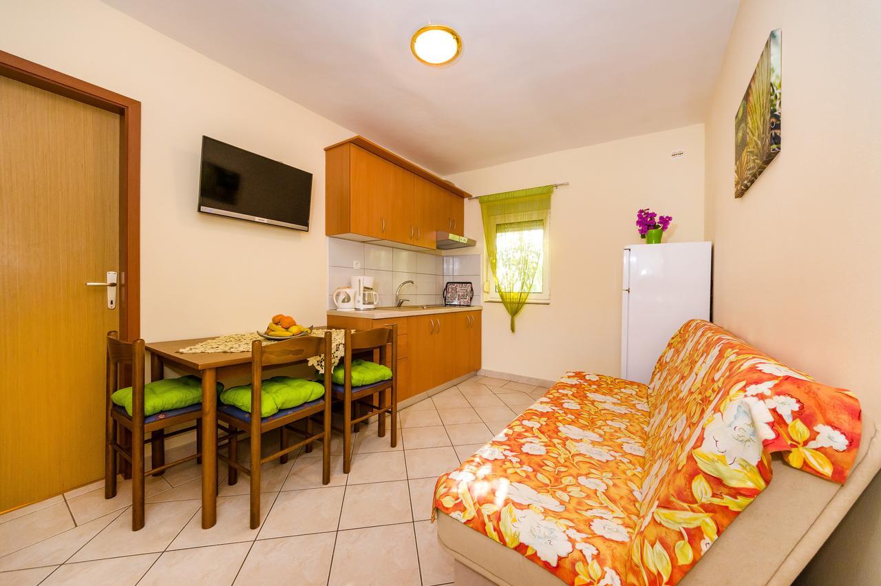 Apartment Nin - Vrsi At The Beach Buitenkant foto