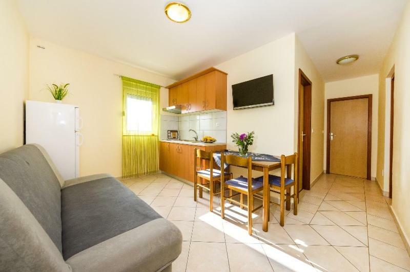 Apartment Nin - Vrsi At The Beach Buitenkant foto